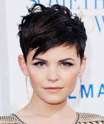 Short layers at the nape of the anything too slicked back only emphasizes the roundness of a circular face shape. Short Hair Ideas For Round Face