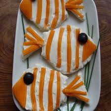 Poissons Clowns Nemos D Avril Art Alimentaire Poisson Nourriture Pour Enfants