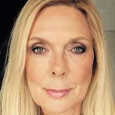 Emily Wine's Instagram, Twitter & Facebook