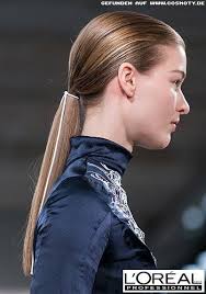 frisuren bilder super glatter tief gebundener zopf im sleek look frisuren haare frisuren zopfe frisuren bilder