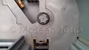 Never use descaling agents based on mineral acids such as sulfuric acid, hydrochloric acid and sulfamic acid. Saeco Vienna Deluxe Coffee Machine Repair Service Tips