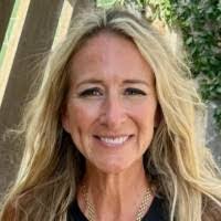 Karen Zipfel's Instagram, Twitter & Facebook