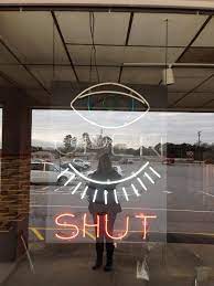 Opening Your Own Optometry Office Check Out Our Board For Great Lay Out And Decor Ideas We Can Also Help You Optometry Office Optometry Office Ideas For Work