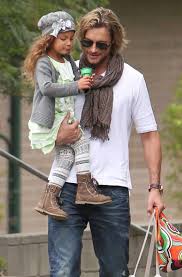 La star hollywoodienne doit aussi organiser sa vie en fonction du père de sa fille, gabriel aubry. 39 Beautiful Baby Ideas In 2021 Beautiful Babies Halle Berry Halle Berry Daughter