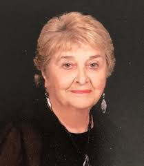 Phyllis Lang's Instagram, Twitter & Facebook