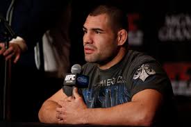 Werdum was hit so hard, he's lucky his face was not permanently stuck in werdum troll face mode. Breaking Cain Velasquez Injured Stipe Miocic Steps In To Face Fabricio Werdum At Ufc 196 Mmamania Com
