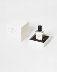 Maison Louis Marie No 04 Bois De Balincourt Perfume Oil The Dreslyn In 2020 Perfume Perfume Oils Sandalwood Fragrance