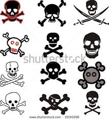 Simple Skull And Crossbones Tattoo Cool Eyecatching Tatoos Simple Skull Drawing Skull Girl Tattoo Pirate Skull Tattoos