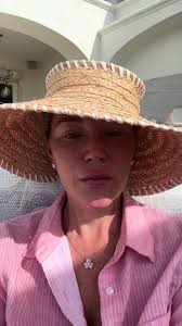 Candice Sinclair (@candicesinclair1)