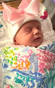 🏡☀️🍃🌊 305 Pebble Shore Dr. is officially SOLD🥳! I'm going to really  miss these guys, but I'm SO SO excited for y'all and can't wait to come  visit soon 🏔! Congratulations!!!🎉 #househuntingwithbunting #