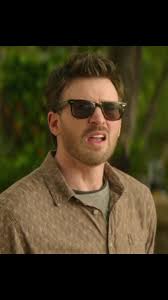 Chris Evans as Jack O'Malley in red one #chrisevansedit #chrisevans #cevans  #redone #jackomalley