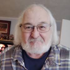 While his teammates stood still with their hands over their hearts, Kelce  grabbed people's attention by performing the controversial move. 🤯 It was  captured