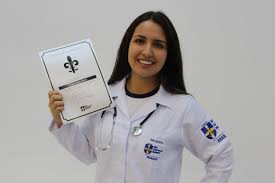 Giuliano dimarzio, da disciplina de saúde da família e comunidade. Aluna Do Academico E Aprovada Em Medicina Portal Cordero Virtual