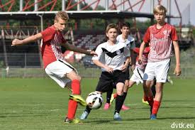 A dvtk utánpótláscsapatai mellett a klub infrastruktúrája is folyamatosan fejlődik. U14 Dvtk Bozsik Akademia Molnar Roland Dlehany Bence Running Sports