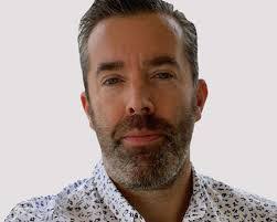 Darren Sealy's Instagram, Twitter & Facebook