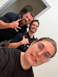 Elizabeth Blakely (@elizabeth_ane_blakely) • Instagram photos and videos