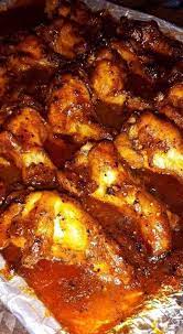 Rendam ayam dengan menggunakan air perasan jeruk nipis dan garam selama beberapa menit; Resepi Ayam Bakar Paling Simple Sedap Sangat Ala Ala Dominos Gitu