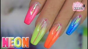 Ver más ideas sobre uña acrilicas, manicura de uñas, disenos de unas. Unas Acrilicas Colores Neon Con Piedras Sencillas De Unas