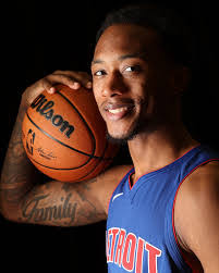 Damion Bryant's Instagram, Twitter & Facebook