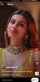 Honestly, I find Aashna Hegde very pretty. and loved her recent reel. and  find her the least showoff and least problematic from the whole team  (Damfam) Any recent tea about her? :