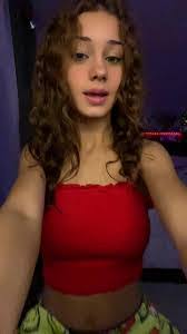 Skyla Perry's Instagram, Twitter & Facebook