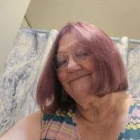 Karen Edgemon's Instagram, Twitter & Facebook