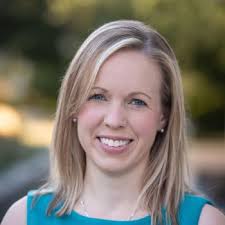 Ariel Knight's Instagram, Twitter & Facebook