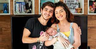 Quem é mabel calzolari quantos anos ela tem, marido / namorado, fortuna, pais, female idade celebridades estão promovendo um gatinho virtual para ajudar a atriz mabel calzolari, de 21 anos. O Papai Joao Fernandes E Seu Nicolas