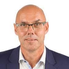 Kenneth Hedstrom's Instagram, Twitter & Facebook