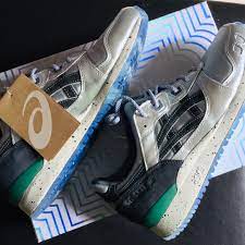 Free time job for stay at home mom (online event) wed, jul 28, 8:00 pm + 10 more events. Asics Gel Lyte Iii X Sneakerlah Klcc Kuala Lumpur Twin Towers Malaysia Men S Fashion Footwear Sneakers On Carousell