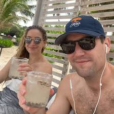 Amanda Jung (@pandaraejung) • Instagram photos and videos