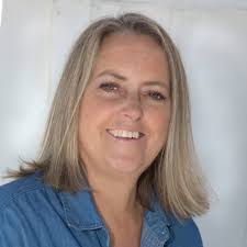 Nancy Holder Pinnell (@NancyPinnell)