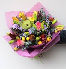 Send Flower Bouquet To Melbourne In 2020 Cheap Flower Delivery Flower Delivery Best Online Flower Delivery