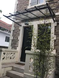 Https Www Metalki Fr Menuiseries Metalliques Verrieres Porche Entree Maison Auvent Metallique Auvents Maison