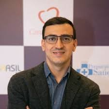 Dr. Charles Rios Souza opiniões