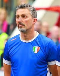 18 february 1967 (age 52 years), caldogno, italy height: Dino Baggio Wikipedia