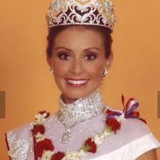 Mrs America Presents