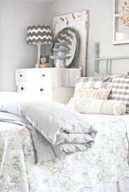 Dan duchars/future) 'a bedside lamp for reading, or accent lights to create warmth, will bring a soft and relaxing ambience to a country bedroom,' says interior designer jojo bradley. Pin On Tiny Homes