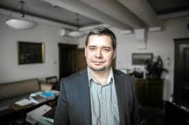 Syn króla polskiej piosenki, w przeciwieństwie do dzieci innych celebrytów, nie pozuje do zdjęć i nie żyje w luksusie. Paliwowego Adwokat Aktualne Wydarzenia Z Kraju I Zagranicy Wyborcza Pl