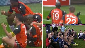 1080 x 1350 jpeg 472 кб. Lorient Players Perform Erling Haaland S Meditation Celebration Against Paris Saint Germain