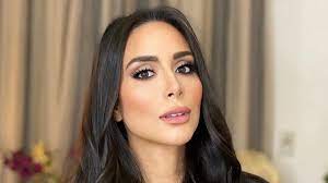 وبعد ان سكتت لحظات متعمدا وافقته بالمبيت عندهم وبعد منتصف الليل وقف قلبي عندما رأيت سامي زوج اختي يركب سيارته Ø²Ù‡Ø±Ø© Ø§Ù„Ø®Ù„ÙŠØ¬ Ø¨Ø³Ù†Øª Ø´ÙˆÙ‚ÙŠ ØªØ¹Ù„Ù‚ Ø¨Ø³Ø®Ø±ÙŠØ© Ø¹Ù„Ù‰ ØªØ£Ø®Ø± Ø²ÙˆØ§Ø¬Ù‡Ø§ Ù…Ù† Ù…Ø­Ù…Ø¯ ÙØ±Ø§Ø¬