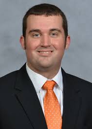 Brad Crowe's Instagram, Twitter & Facebook