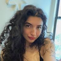 Emma Fecko's Instagram, Twitter & Facebook