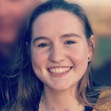 Laura Wipf's Instagram, Twitter & Facebook