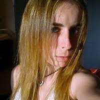 Courtney Karp's Instagram, Twitter & Facebook