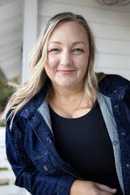 Tammy Myers's Instagram, Twitter & Facebook