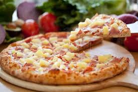 Une Pizza C Est Toujours Bon Mais Une Pizza Maison C Est Mille Fois Meilleur Cette Recette De Pizza Hawaienne Jambon Et In 2020 Hawaiian Pizza Food Delicious Pizza