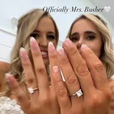 恭喜Kylie & Carson 新婚之日。 兩位美女。 #bonusdaughter #bonusdaughterinlove