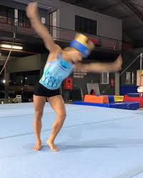 Jade barbosa é integrante da seleção brasileira permanente de ginástica artística feminina e fez parte da equipe nacional que conquistou a inédita. Jade Barbosa Facebook
