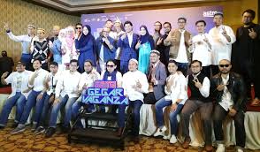 Siti nordiana, fikri lawak solo dan fakhrul unic. Awi Rafael Inteam Brothers Antara Peserta Gema Gegar Vaganza 2